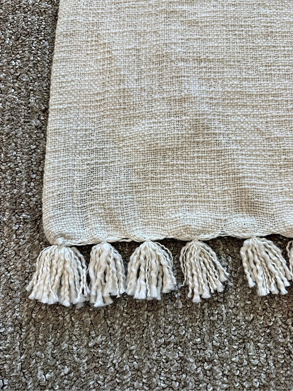 Threshold Ivory Cotton Textured Table Runner 20” x 90” Tassel Fringe Neutral Dec - Picture 2 of 2
